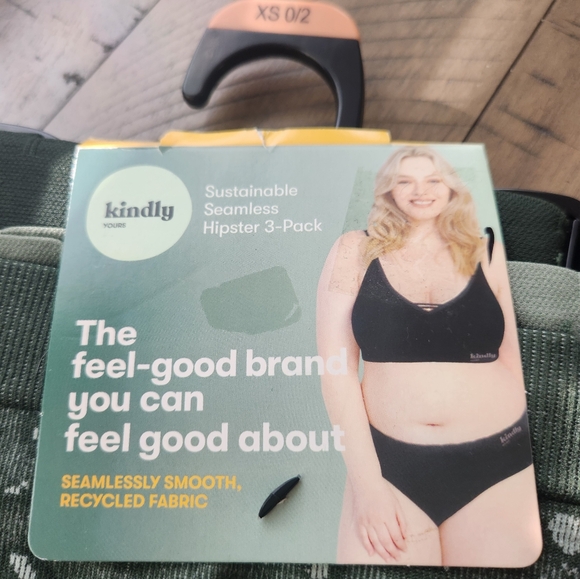 Womans xs Kindly Yours underwear - Picture 4 of 8